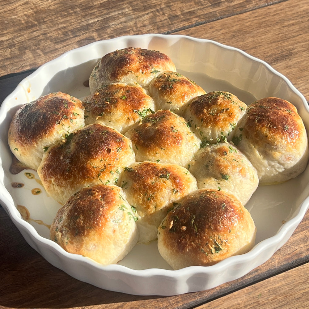 Paneer Stuffed Dinner Rolls